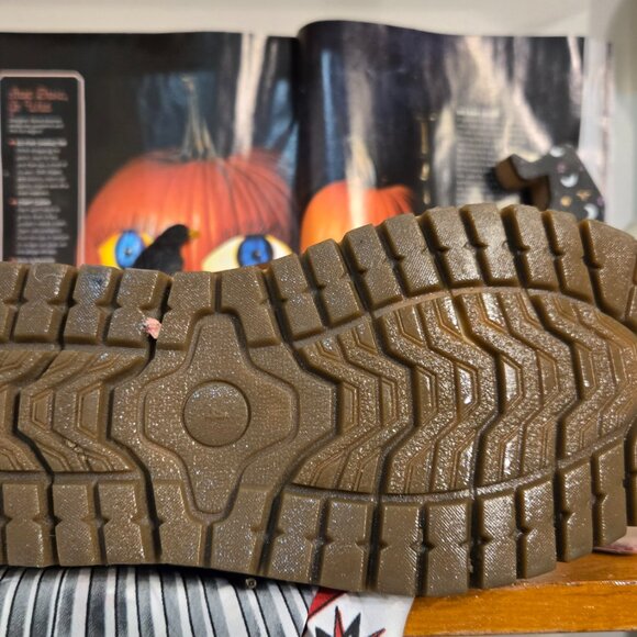 Very Cool Hiking Boot with Tweed Fabric Tan Size 4 - Picture 4 of 4